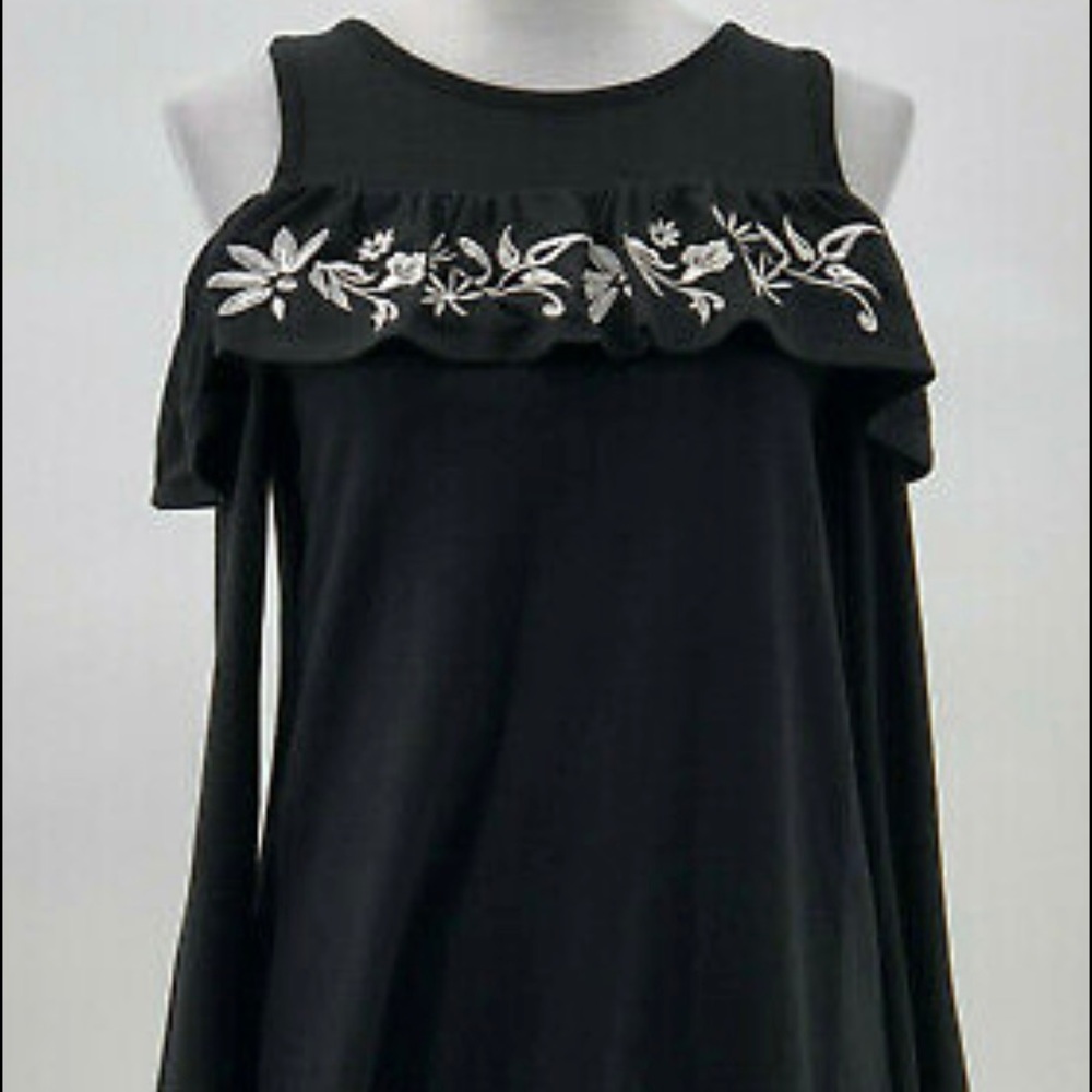 August Silk cold shoulder floral  bell sleeve top